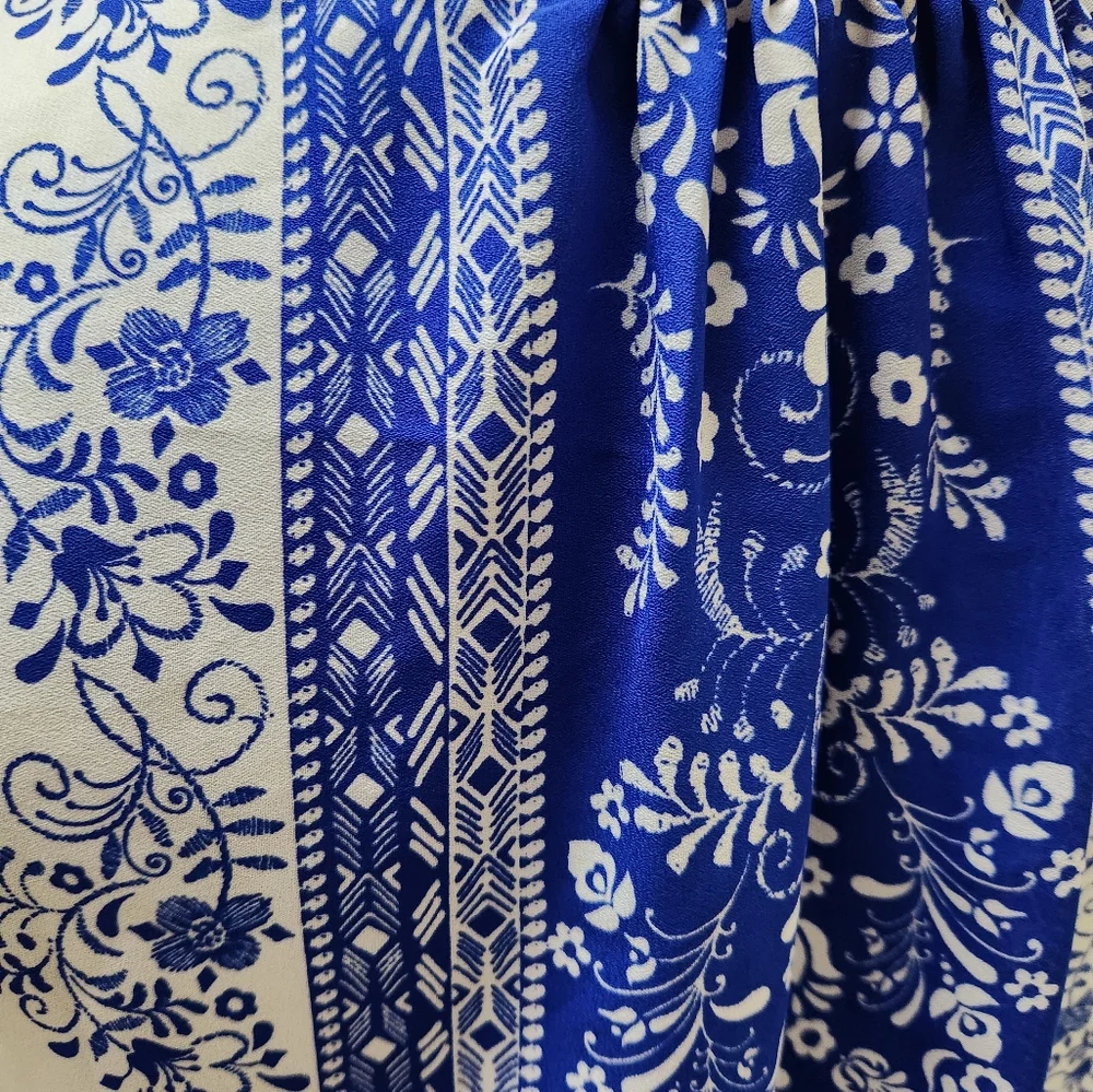Beautiful blue and cream boho top - Picture 7 of 7